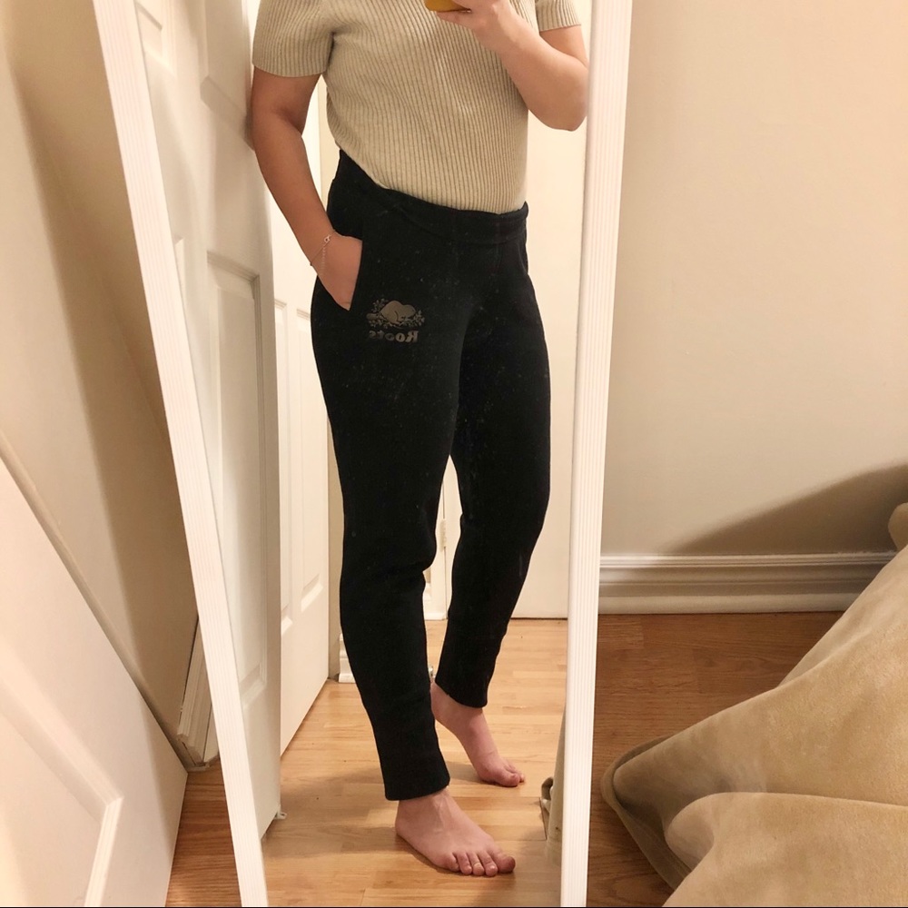 Black Roots sweatpants